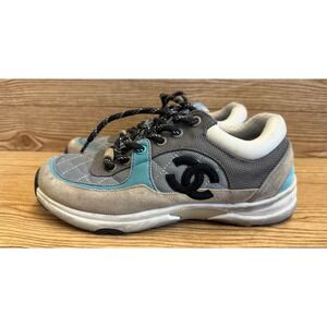 Chanel CC Logo Sneakers EU 39 G33726 Tan‎ Blue White Italy